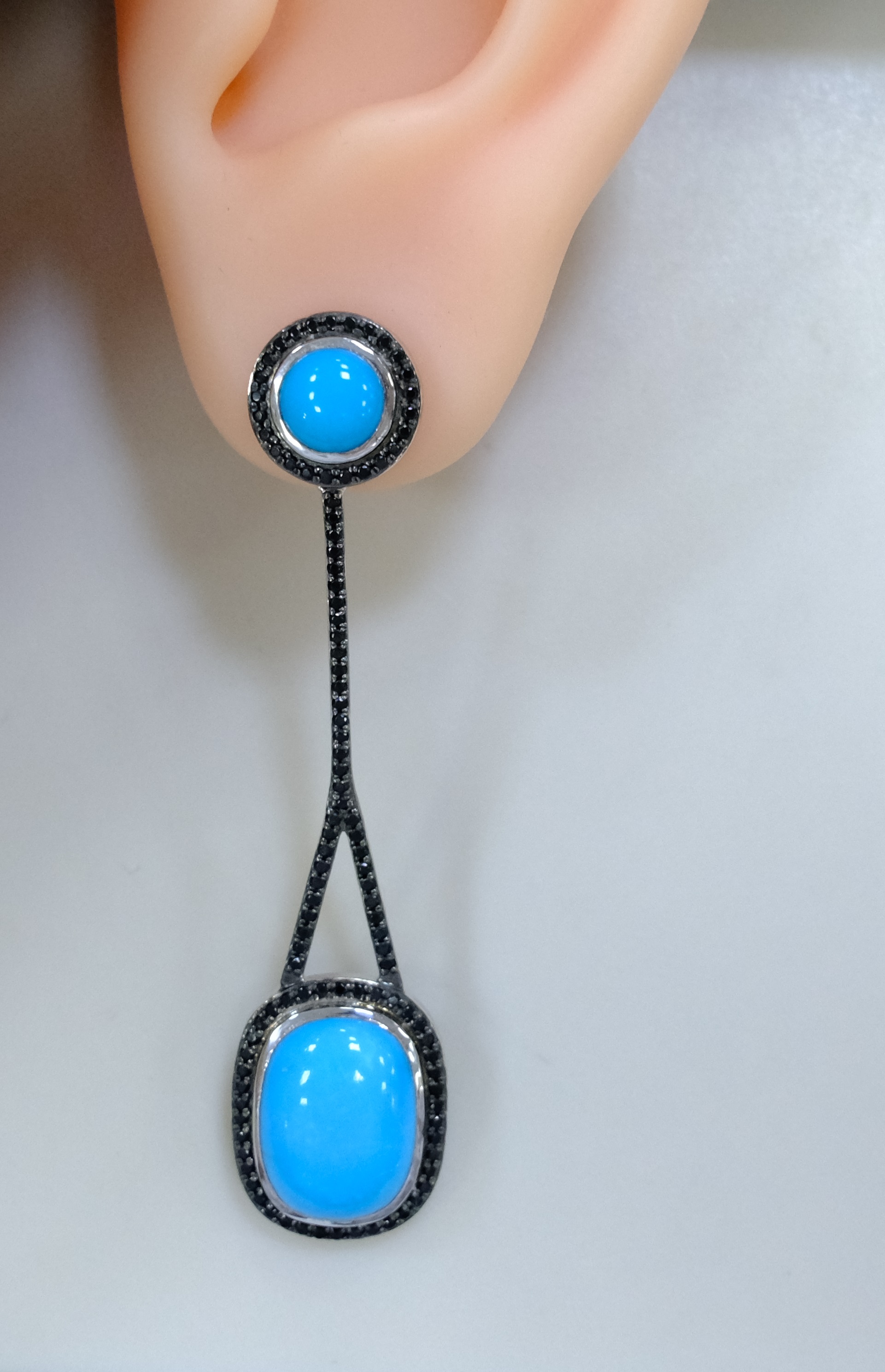 Серьги из белого золота с бирюзой
